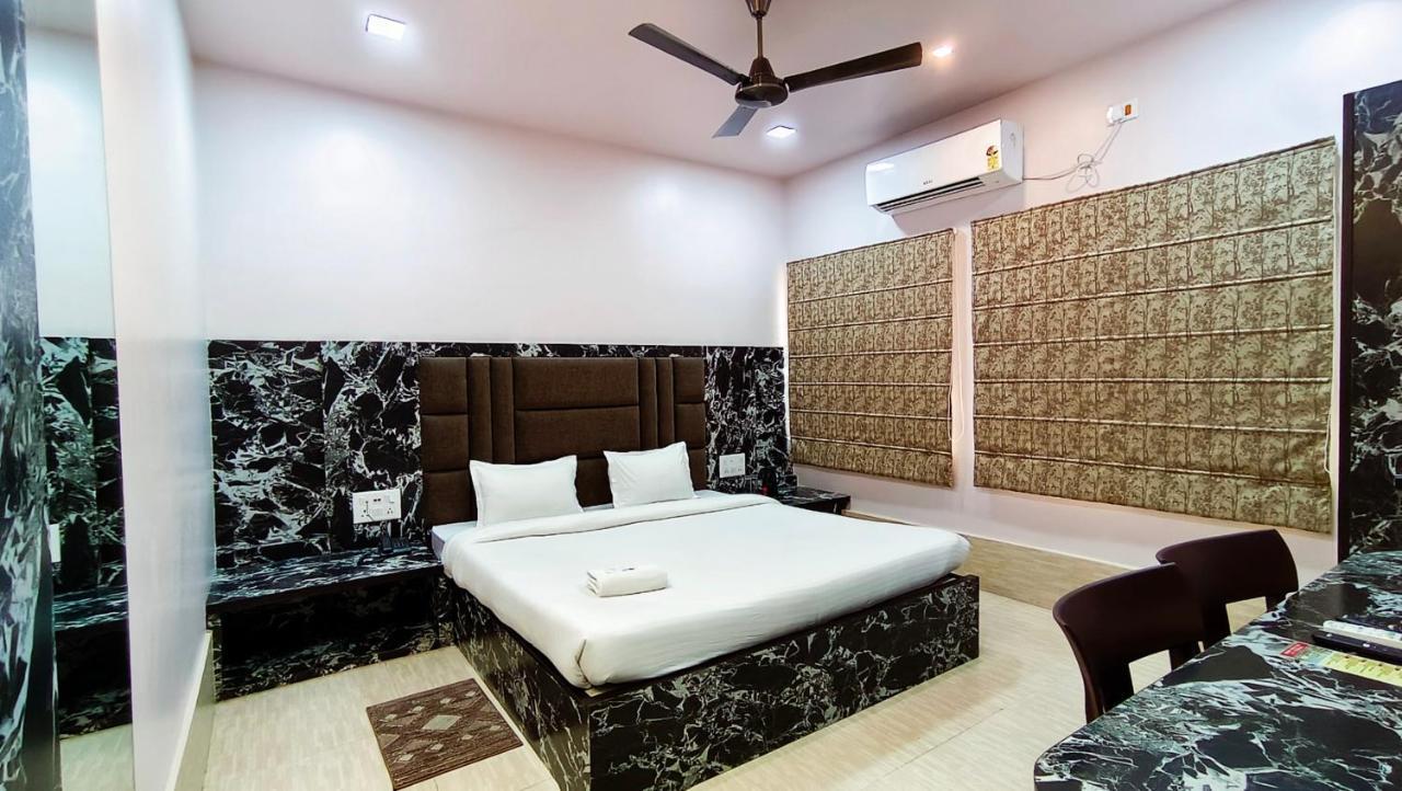Hotel Samrat Baharampur Exterior foto